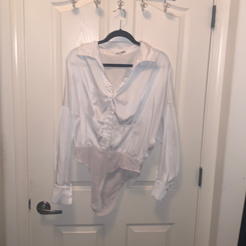 Fashion nova body suit long sleeve size L